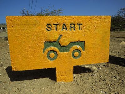 The sign for the start of the driving trail of Bara di Karta on Bonaire.