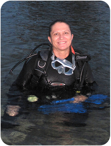 Ellen Muller, one of Bonaire's most talented underwater photographers.