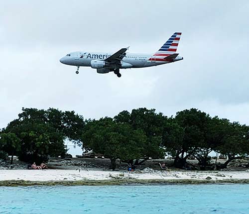 American Airlines landing on Bonaire, June 2021.