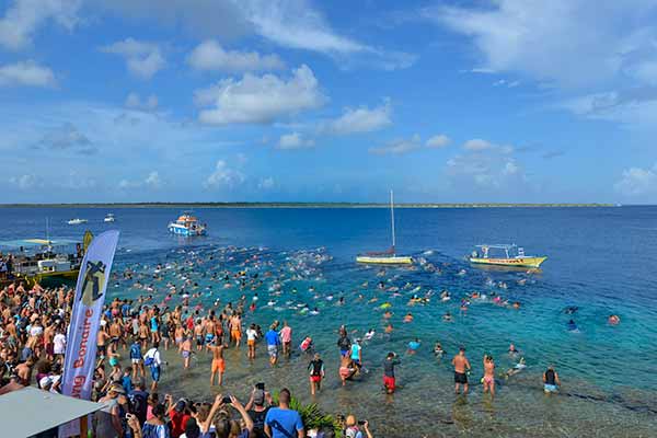 Jong Bonaire's Swim to Klein
