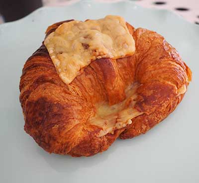 cheese-croissant