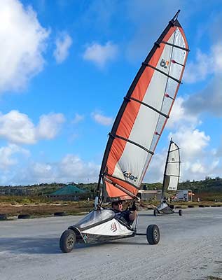 Dave Lussier enjoying Bonaire Landsailing Adventures track on the east coast. Dave Lussier enjoying Bonaire Landsailing Adventures track on the east coast.